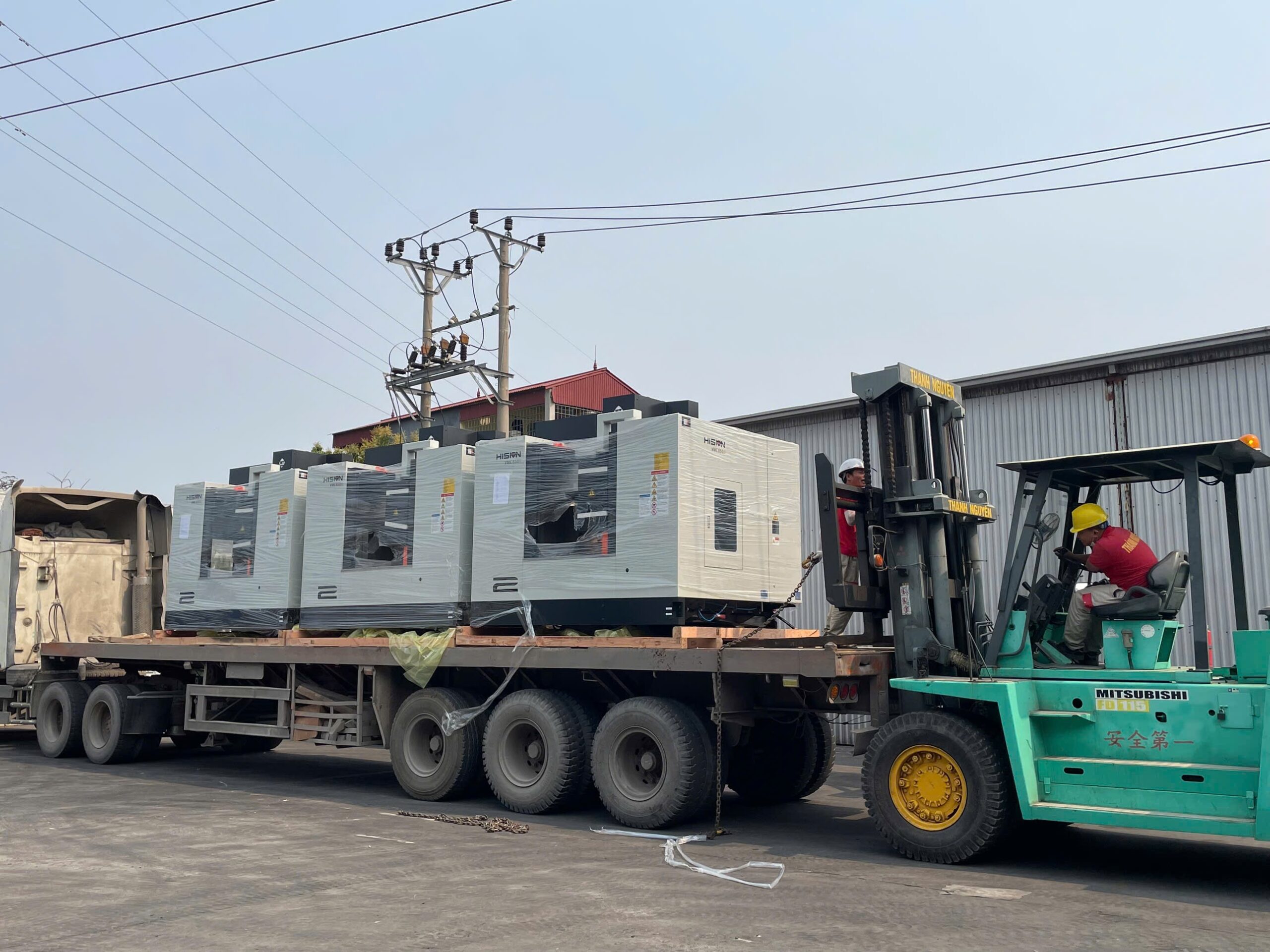 Máy CNC HISION đến xưởng khách hàng